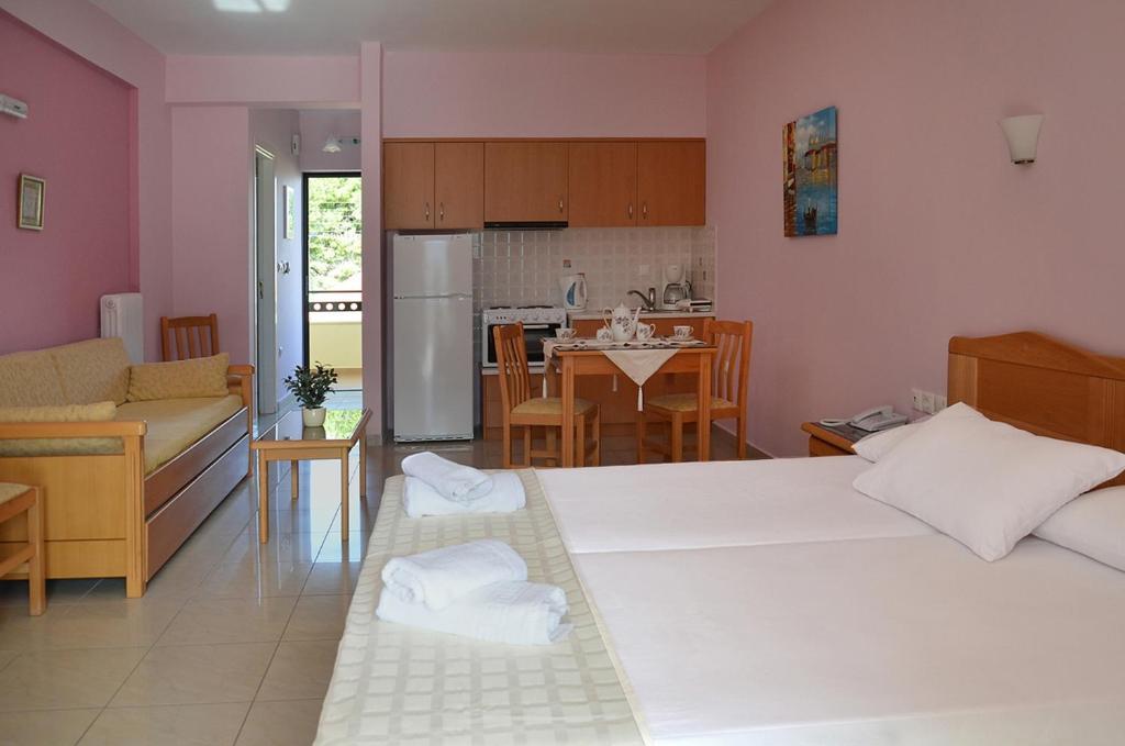 Hotel Patelis Poúlithra Rom bilde