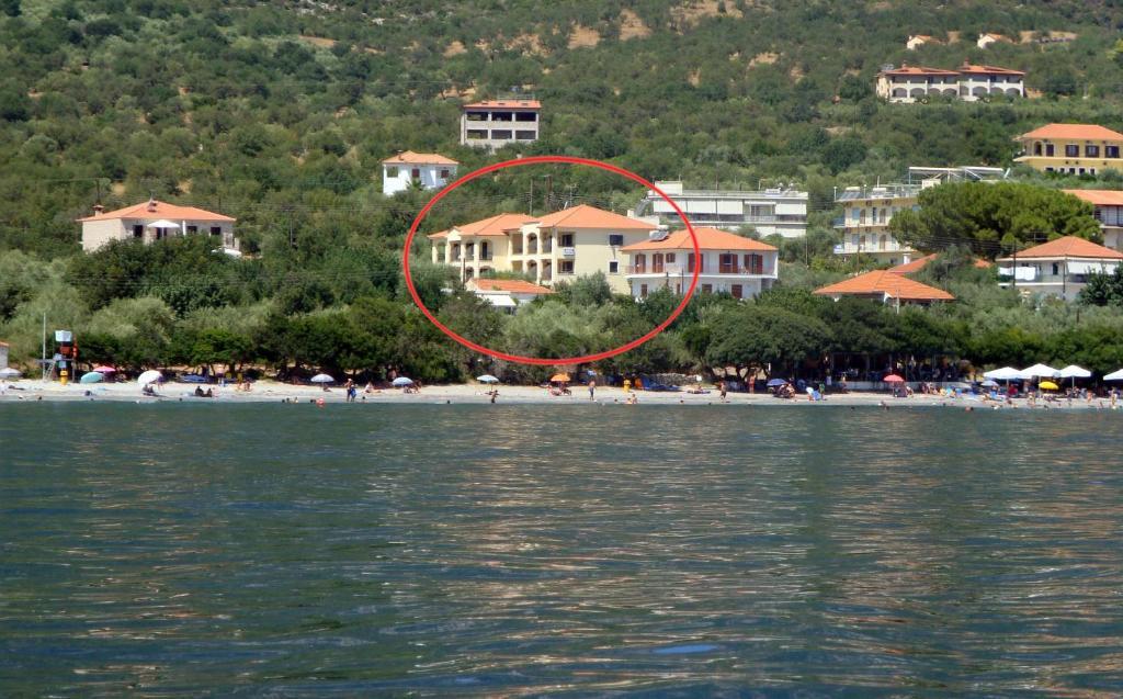 Hotel Patelis Poúlithra Eksteriør bilde